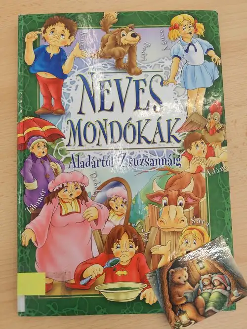 Neves Mondókák